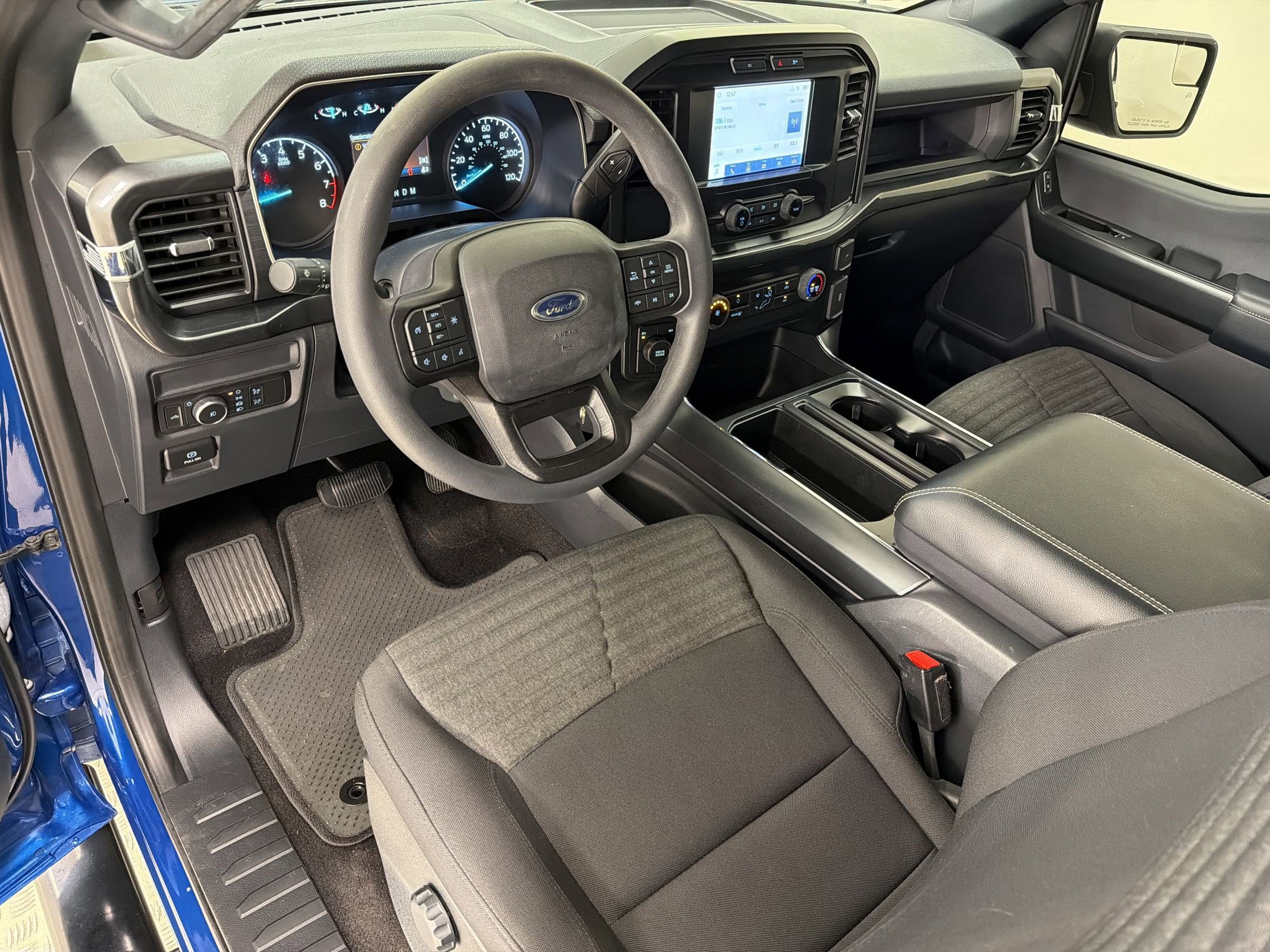 Certified 2022 Ford F150 XL w/ STX Appearance Package AWD/4WD image 4