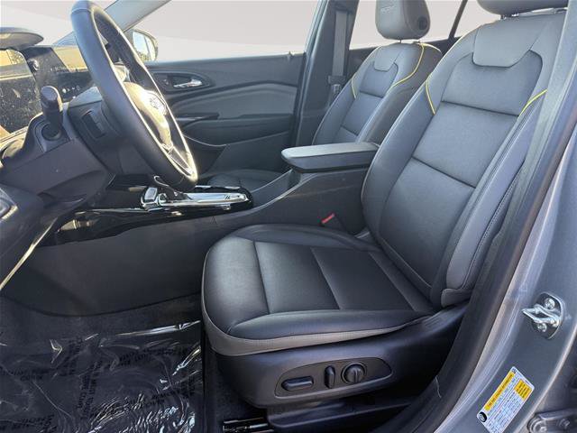 Used 2026 Chevrolet Trax ACTIV w/ Driver Confidence Package FWD image 13