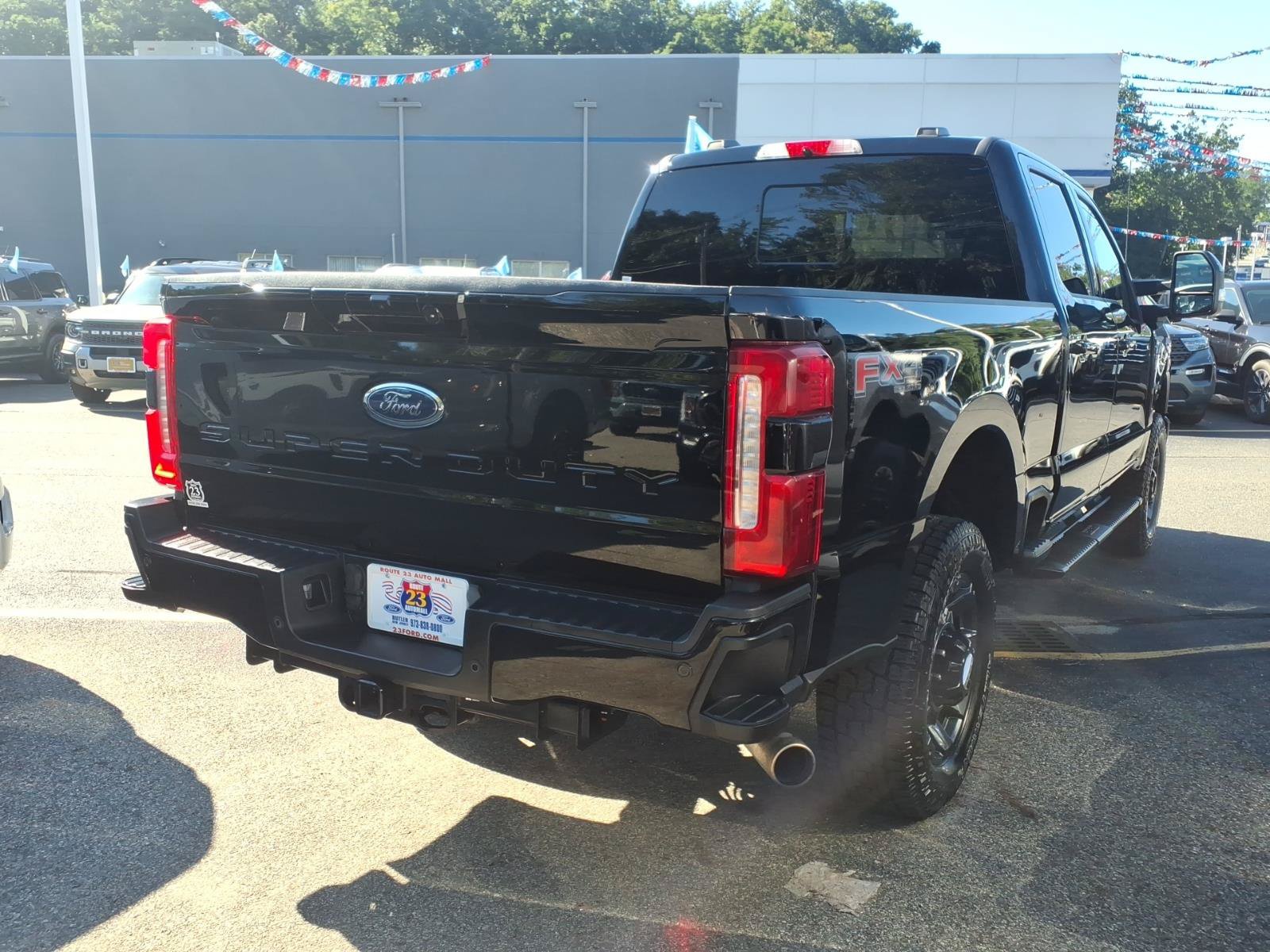 Certified 2023 Ford F250 Lariat w/ Sport Appearance Package AWD/4WD image 8