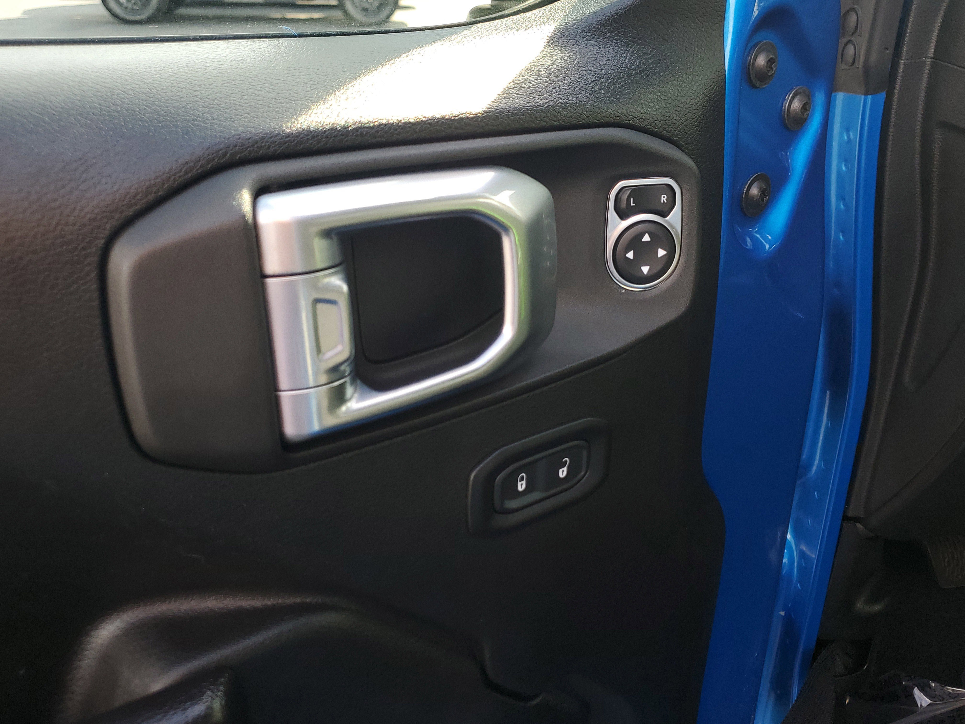 Used 2022 Jeep Wrangler Unlimited Sport image 19