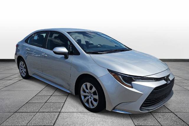 Used 2024 Toyota Corolla LE FWD image 3