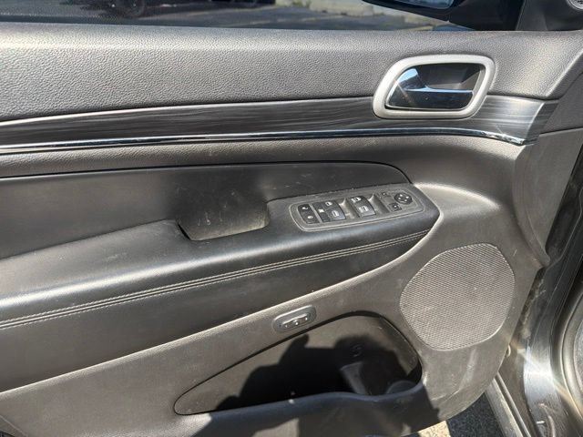Used 2019 Jeep Grand Cherokee Limited AWD/4WD image 22