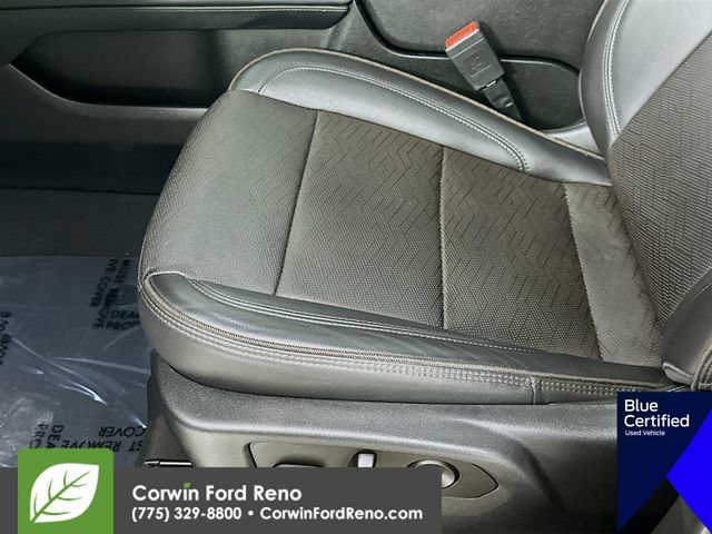 Used 2023 Chevrolet Suburban High Country AWD/4WD image 24