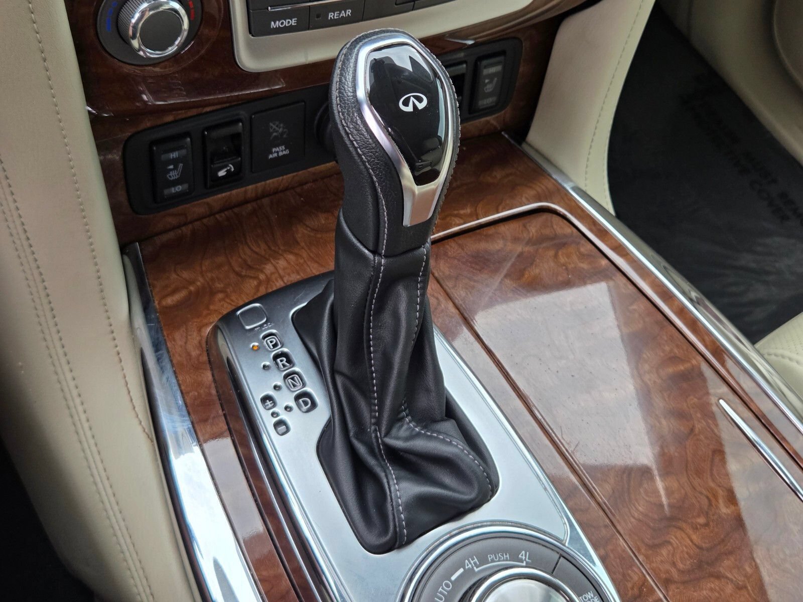 Used 2018 INFINITI QX80 4WD w/ Driver Assistance Package image 25