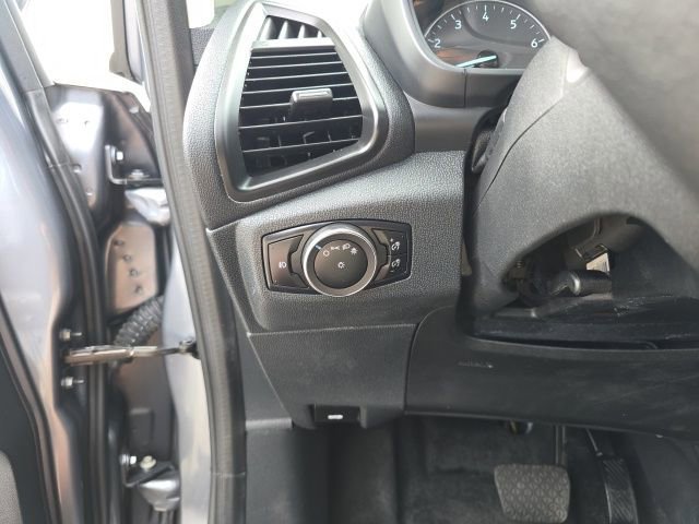 Certified 2021 Ford EcoSport SE image 23