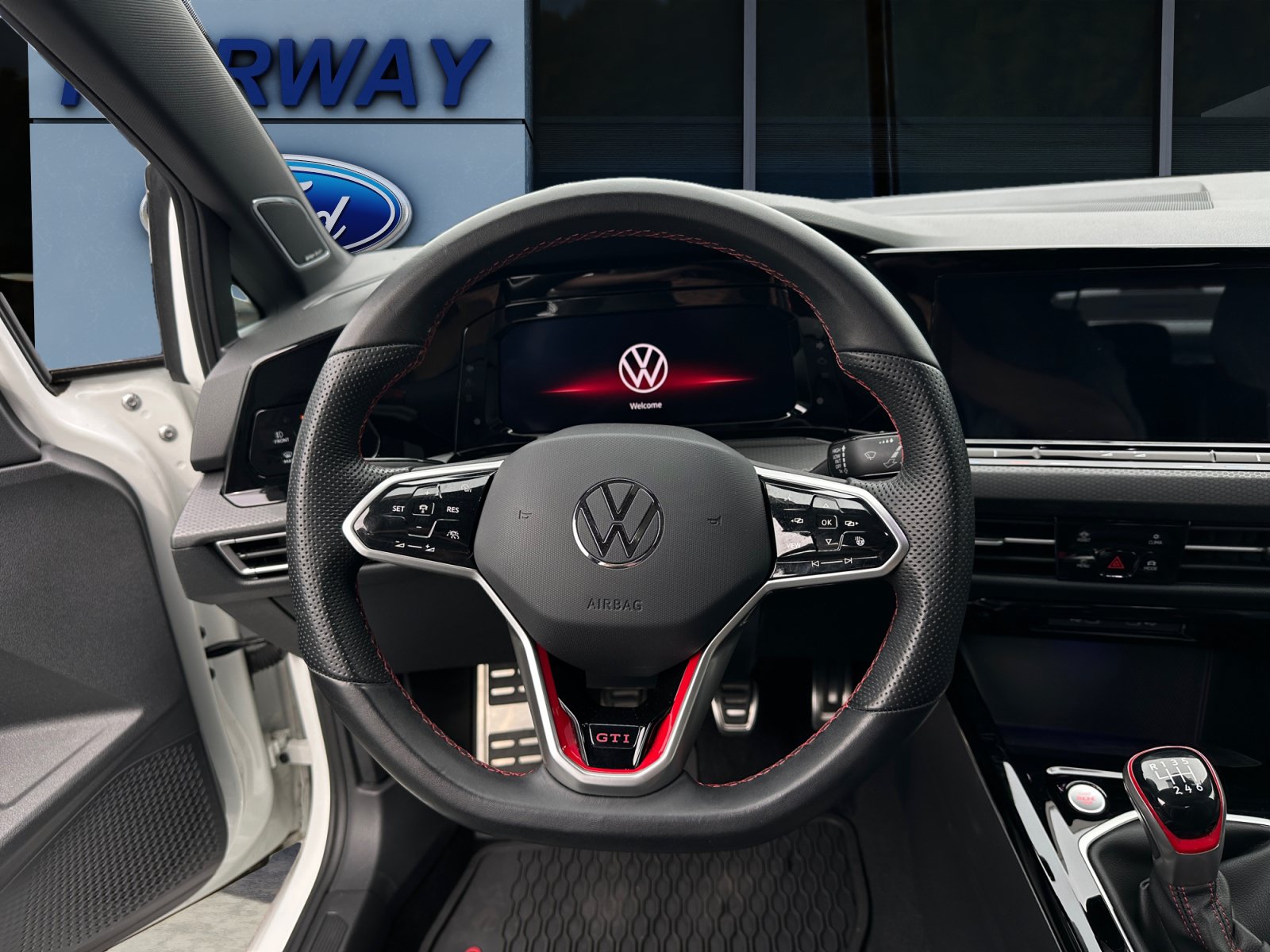 Used 2024 Volkswagen GTI SE FWD image 13