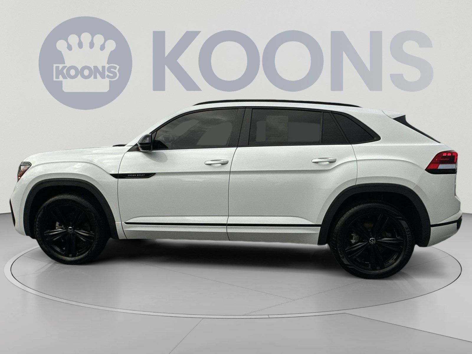 Used 2023 Volkswagen Atlas Cross Sport SEL R-Line AWD/4WD image 13