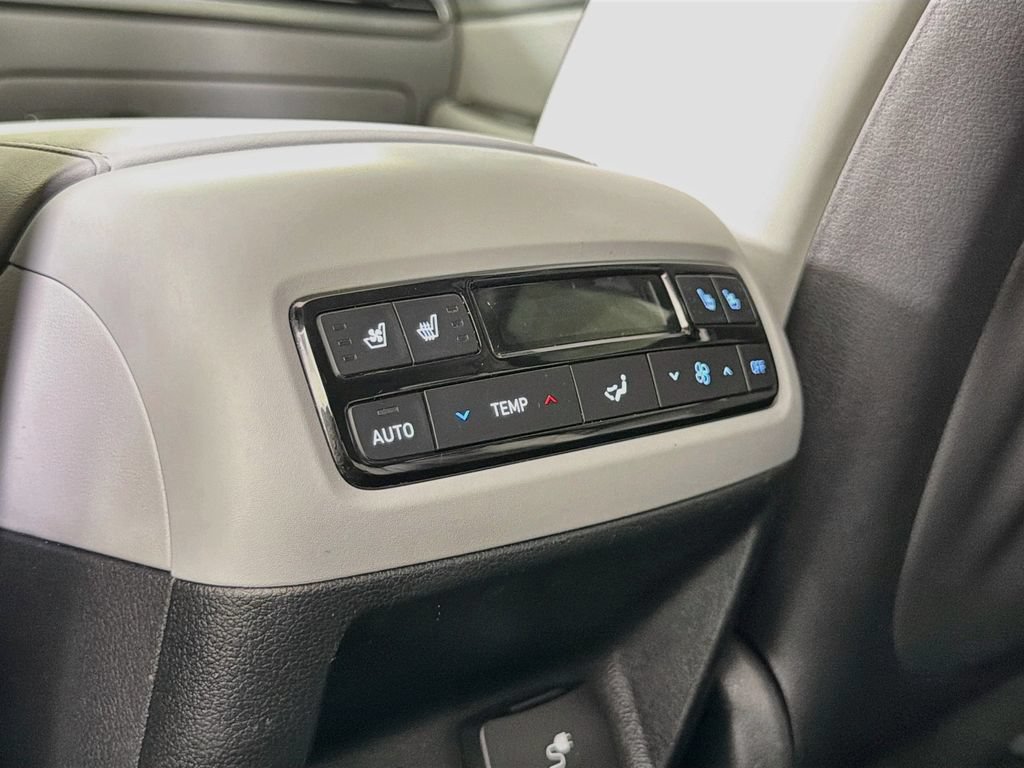 Used 2024 Hyundai Palisade SEL w/ Premium Package FWD image 29