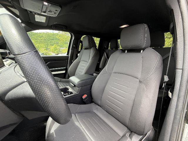 Used 2024 Toyota Tacoma TRD Off-Road AWD/4WD image 5