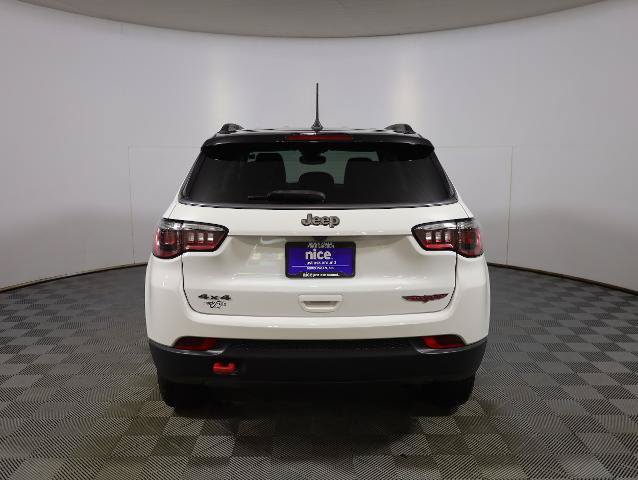 Used 2022 Jeep Compass Trailhawk AWD/4WD image 7