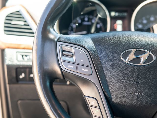 Used 2017 Hyundai Santa Fe Limited AWD/4WD image 27
