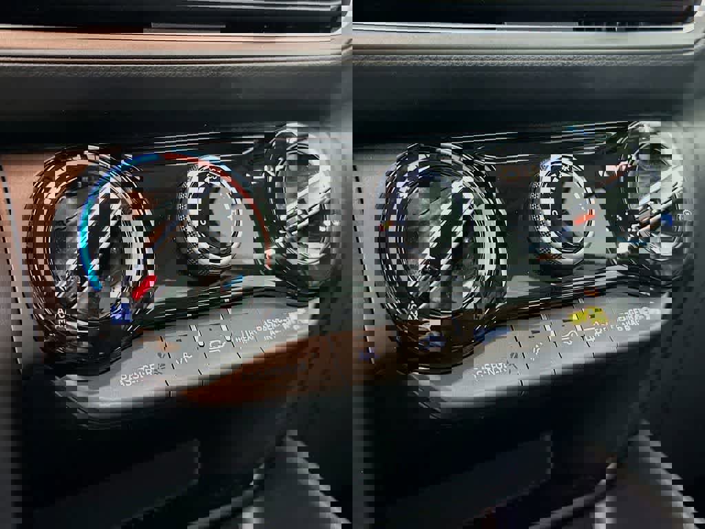 Used 2022 Hyundai Kona SEL w/ Cargo Package image 20