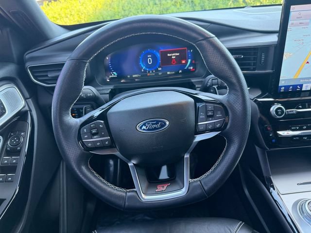 Certified 2023 Ford Explorer ST w/ Equipment Group 401A AWD/4WD image 18