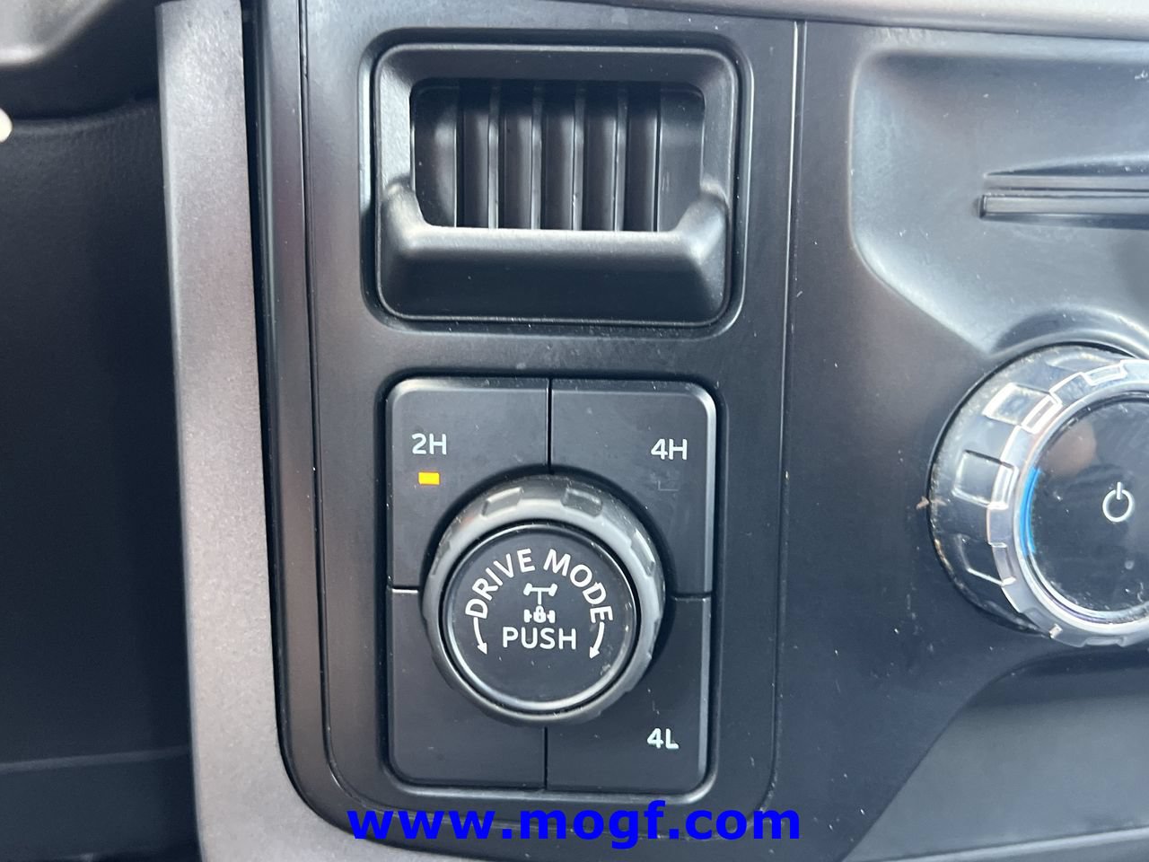 Certified 2024 Ford F150 XLT w/ Mobile Office Package AWD/4WD image 10