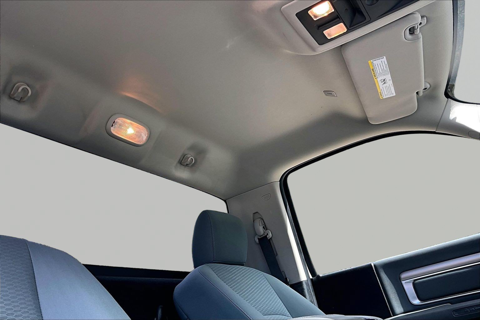Used 2018 RAM 1500 Express RWD image 20