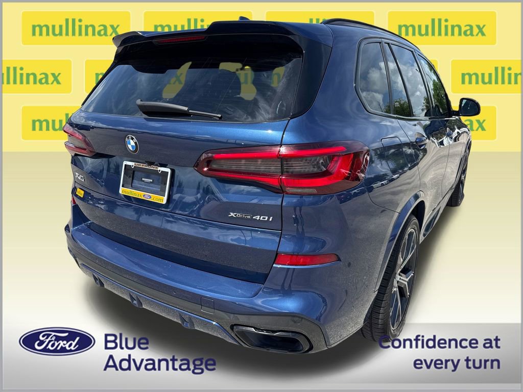 Used 2022 BMW X5 xDrive40i w/ M Sport Package image 3