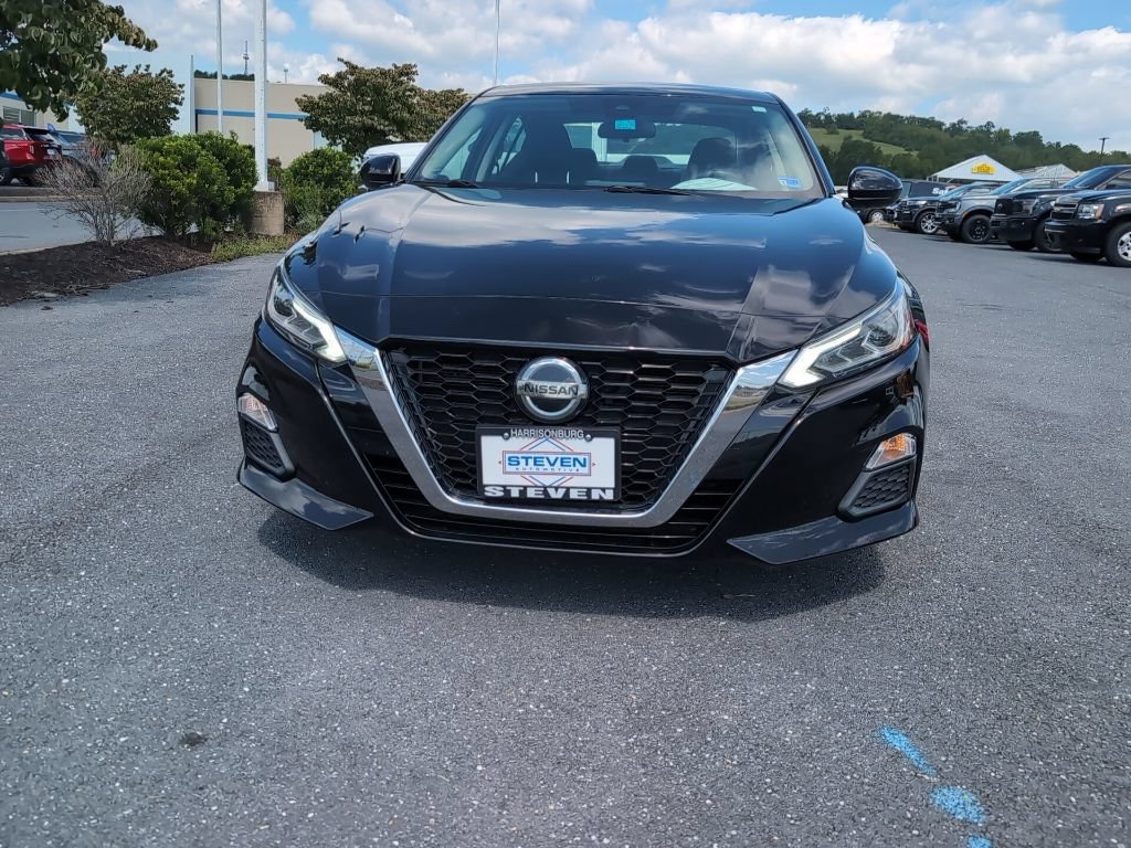 Used 2021 Nissan Altima 2.5 SV FWD image 2