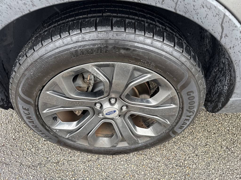 Certified 2018 Ford Explorer Sport AWD/4WD image 11