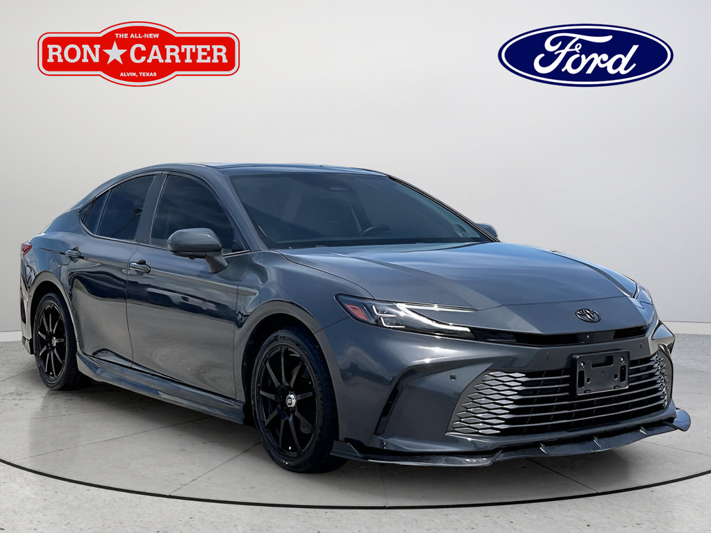 Used 2025 Toyota Camry XLE w/ Premium Plus Package AWD/4WD image 1
