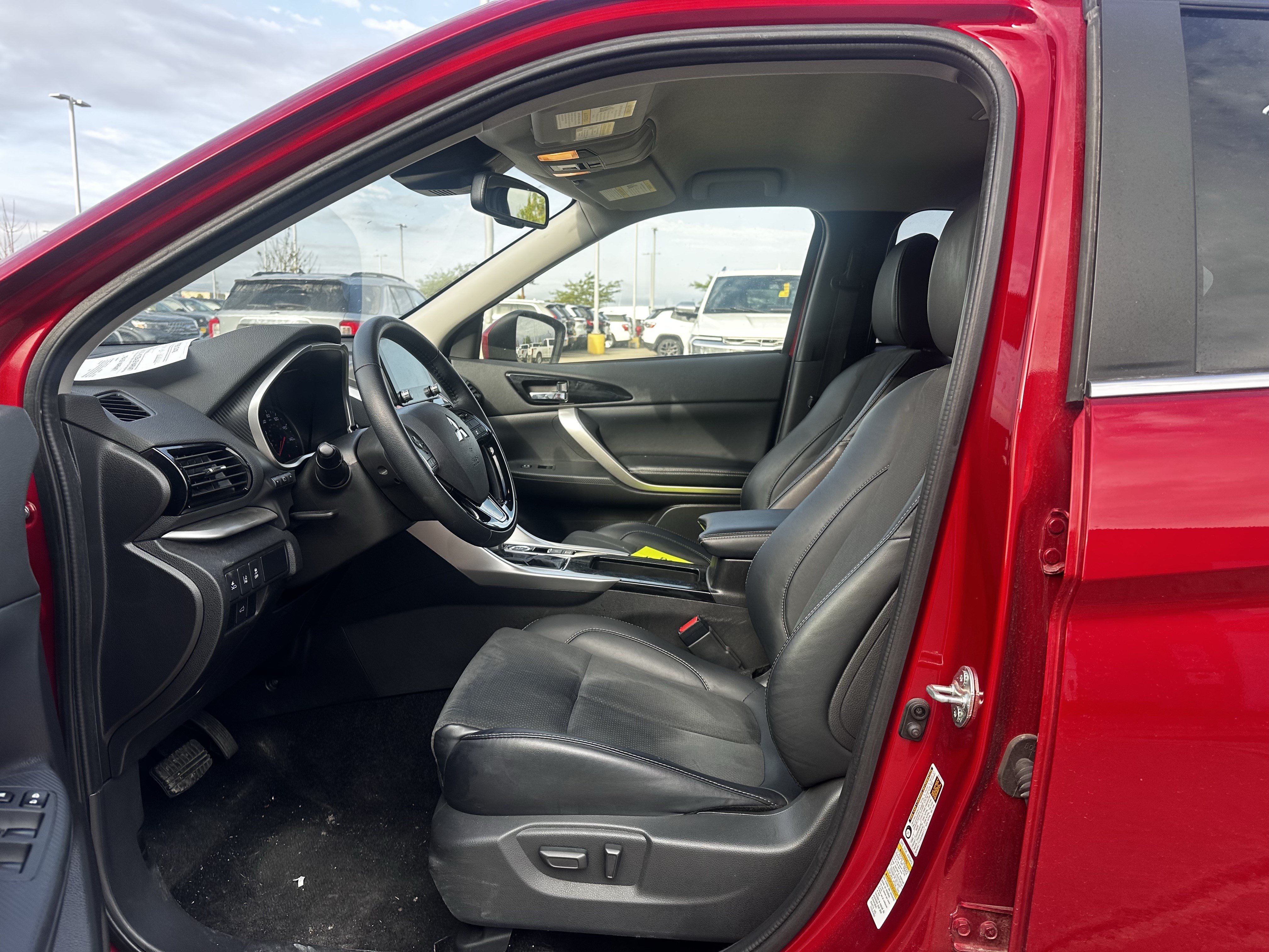 Used 2025 Mitsubishi Eclipse Cross SE AWD/4WD image 8