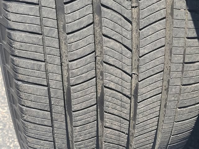 Certified 2022 Ford Explorer Limited w/ Equipment Group 301A AWD/4WD image 12