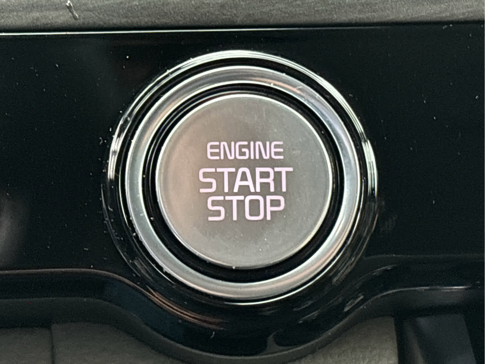 Used 2024 Kia Carnival SX image 24