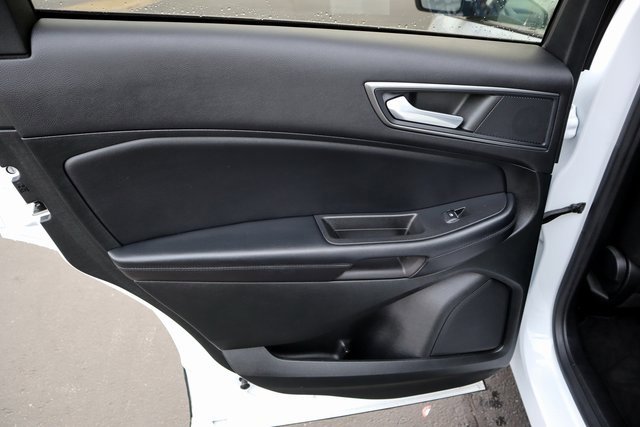 Certified 2022 Ford Edge SE w/ Black Appearance Package image 22