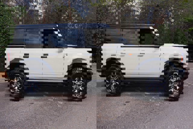 Certified 2025 Ford Bronco Badlands image 6