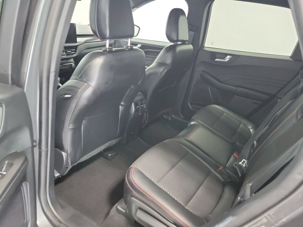 Certified 2023 Ford Escape ST-Line Elite AWD/4WD image 30