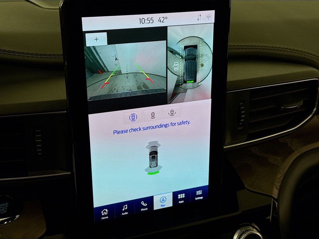 Certified 2023 Ford Explorer Platinum w/ Technology Package image 18