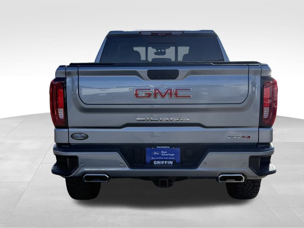 Used 2024 GMC Sierra 1500 AT4 w/ Technology Package image 3