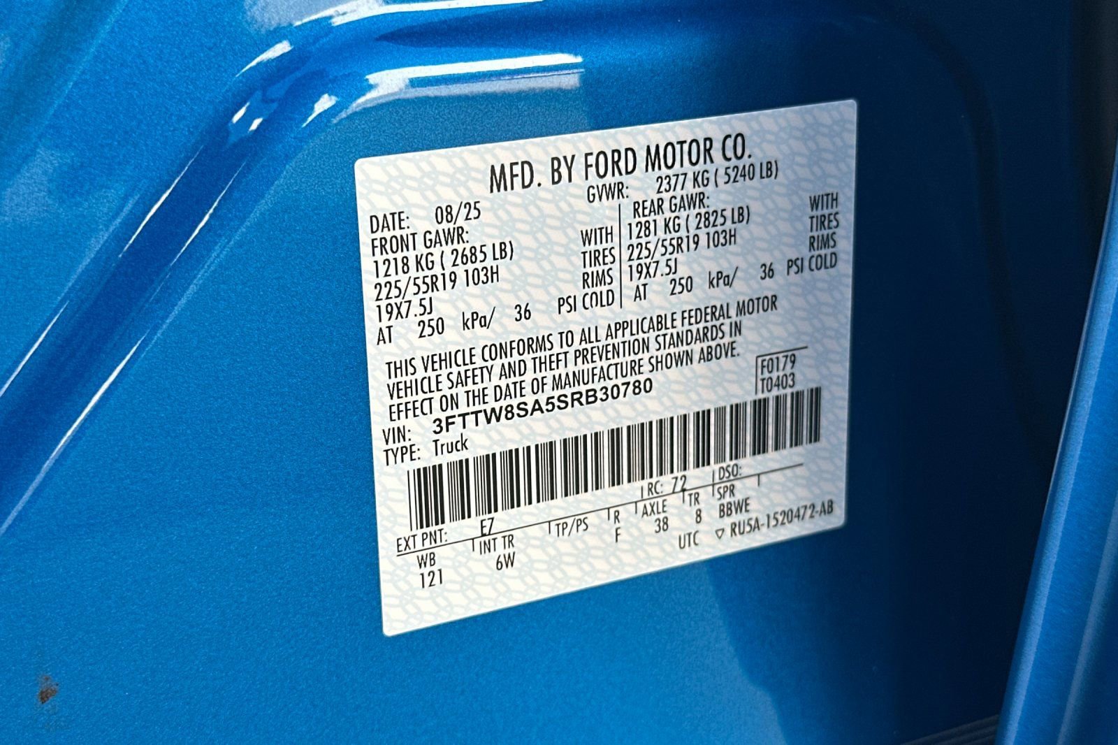 Certified 2025 Ford Maverick Lariat w/ Black Appearance Package image 29