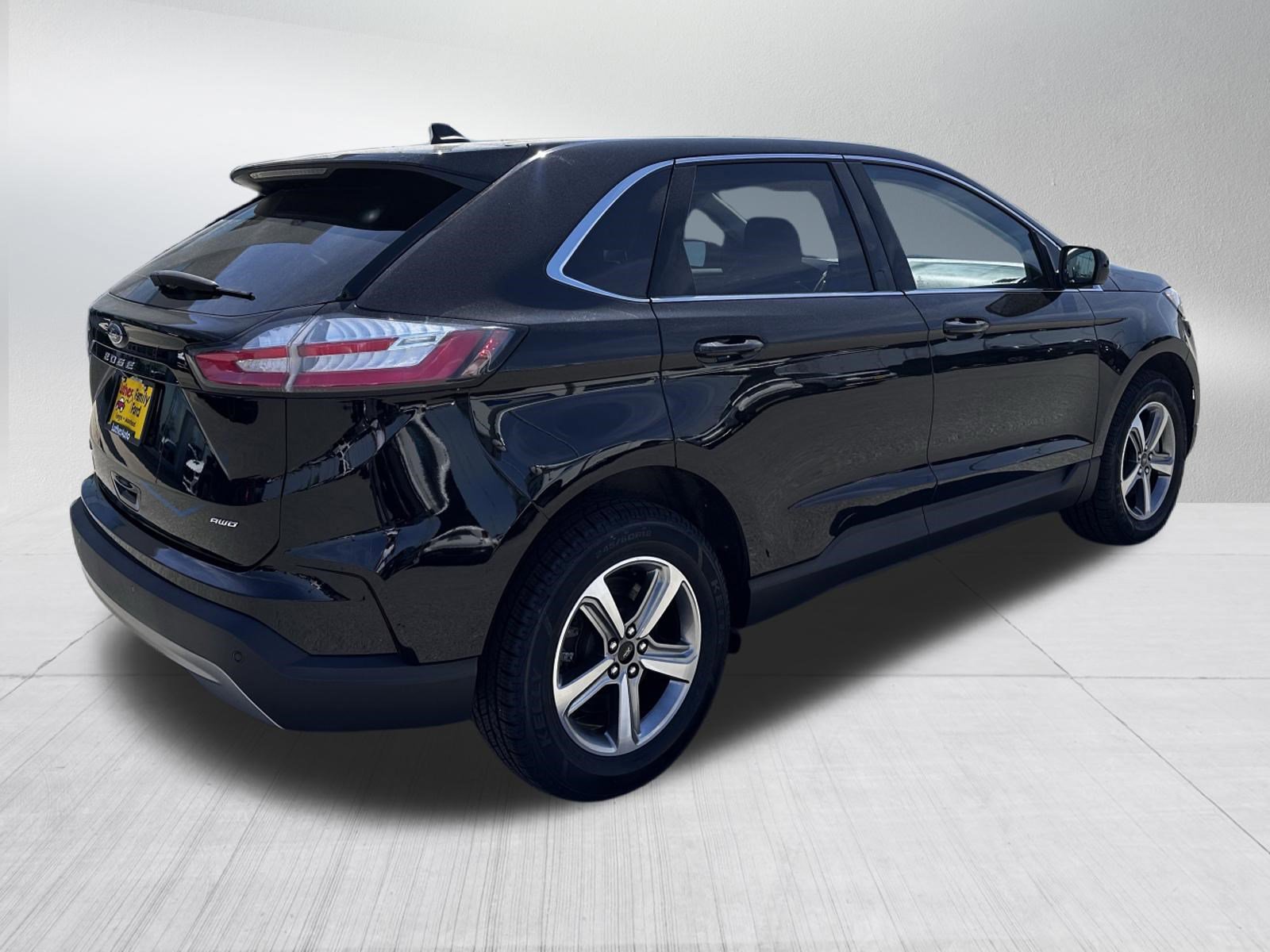 Certified 2024 Ford Edge SEL w/ Convenience Package AWD/4WD image 7