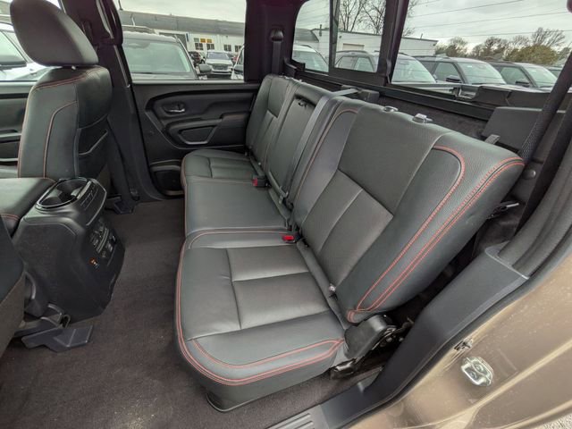 Used 2022 Nissan Titan PRO-4X w/ Pro-4x Convenience Package image 16