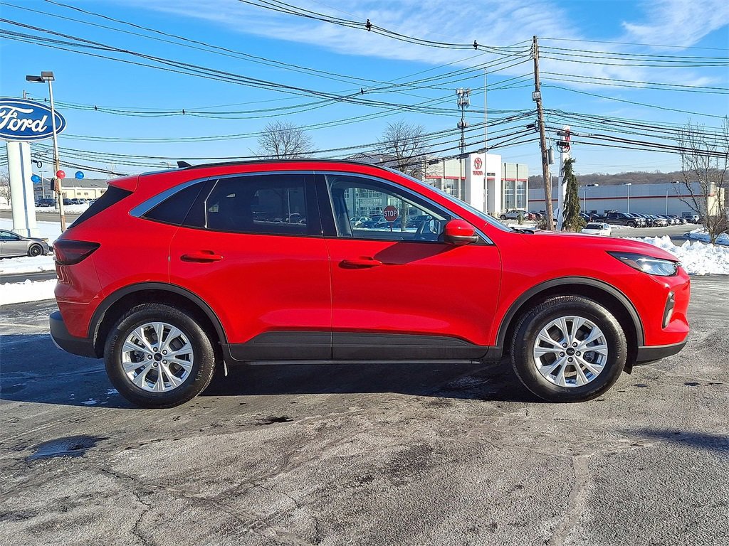Certified 2024 Ford Escape Active w/ Tech Pack #2 image 10