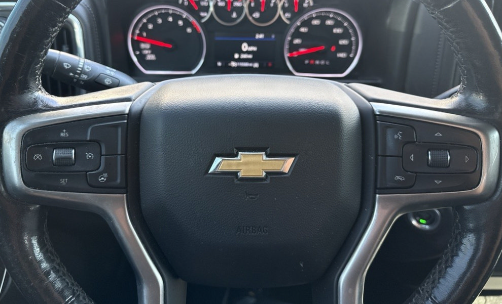 Used 2020 Chevrolet Silverado 1500 LT w/ All-Star Edition AWD/4WD image 17