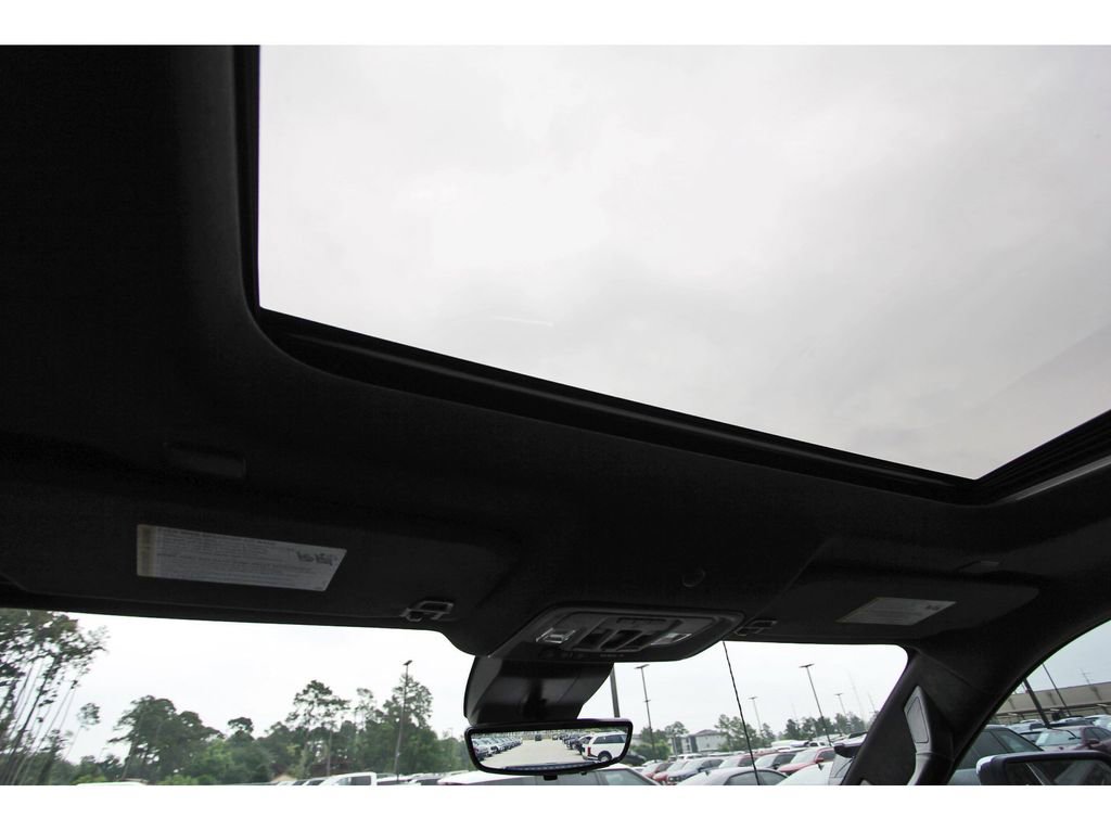 Used 2024 GMC Sierra 3500 Denali Ultimate AWD/4WD image 24