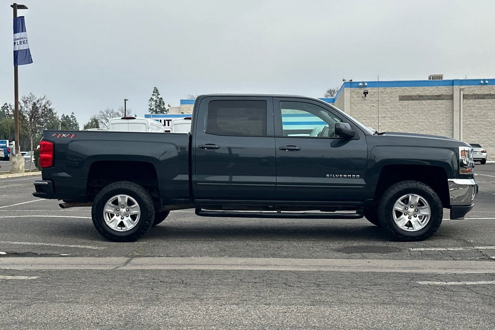 Used 2018 Chevrolet Silverado 1500 LT w/ All Star Edition image 6