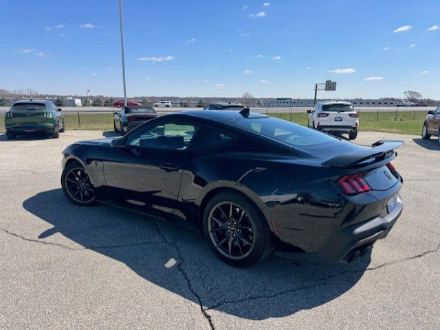 Certified 2025 Ford Mustang Dark Horse w/ Security Package image 3