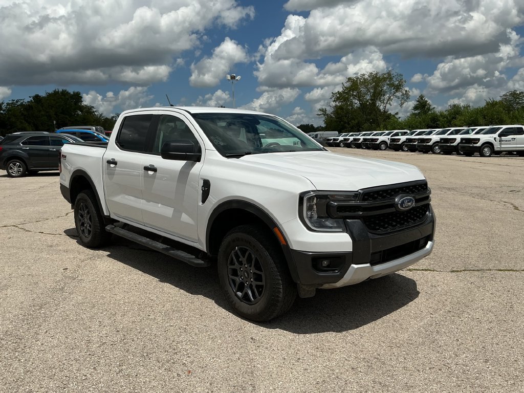 Certified 2025 Ford Ranger XLT w/ FX4 Off-Road Package AWD/4WD image 3