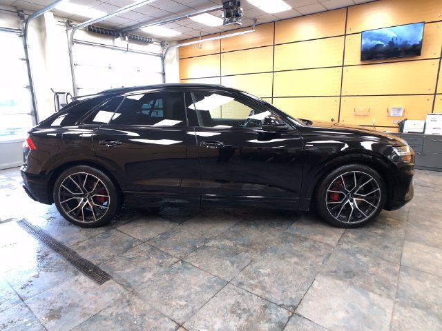 Used 2019 Audi Q8 Premium Plus w/ Premium Plus AWD/4WD image 8