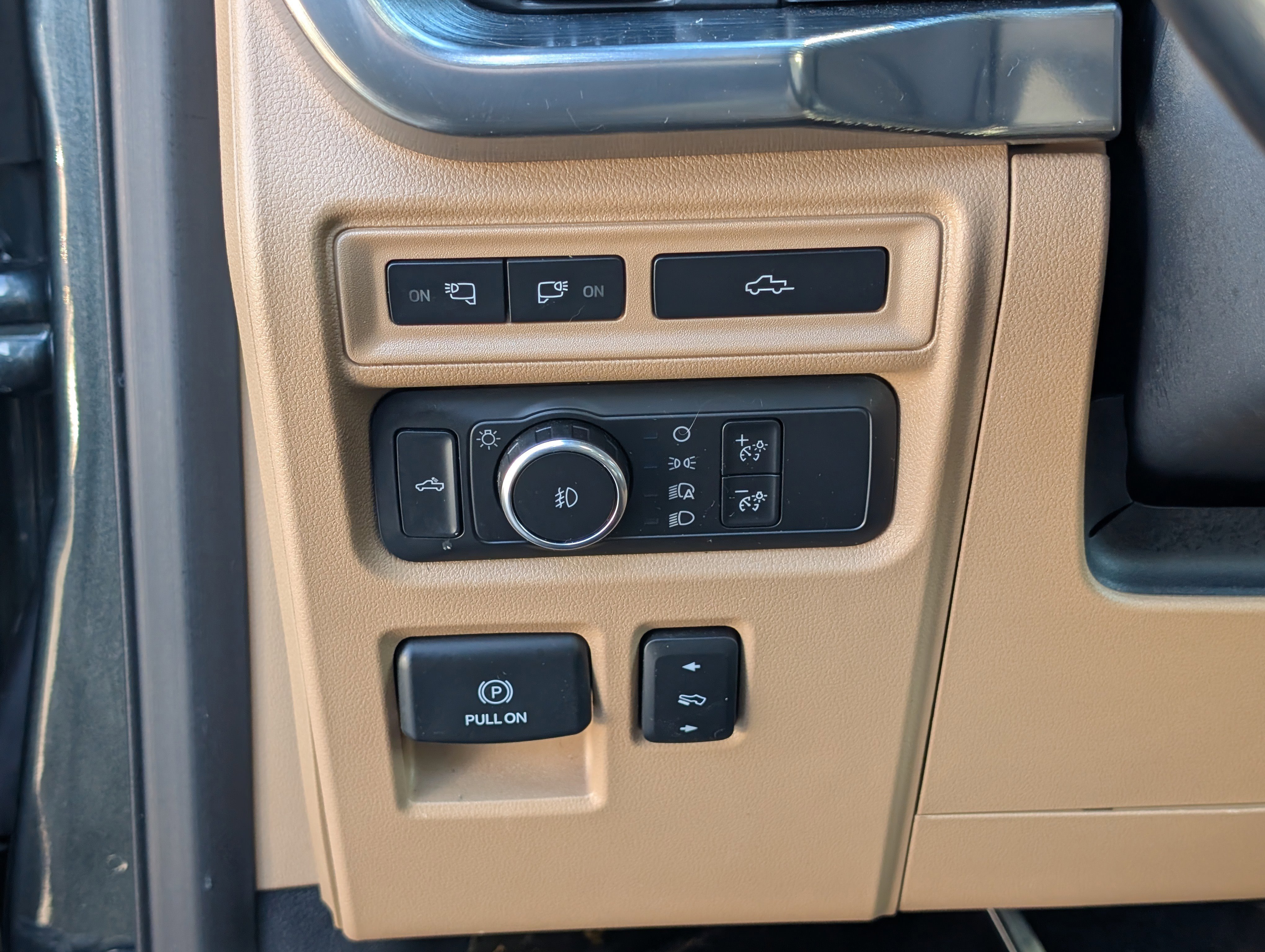 Certified 2021 Ford F150 Lariat w/ Equipment Group 502A High image 23