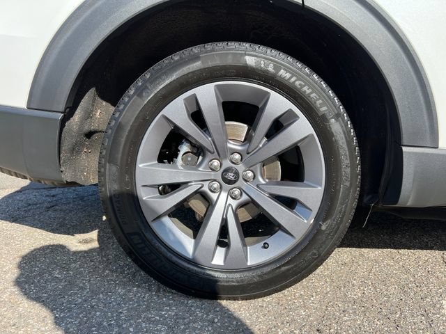 Certified 2023 Ford Explorer XLT w/ Equipment Group 202A AWD/4WD image 14