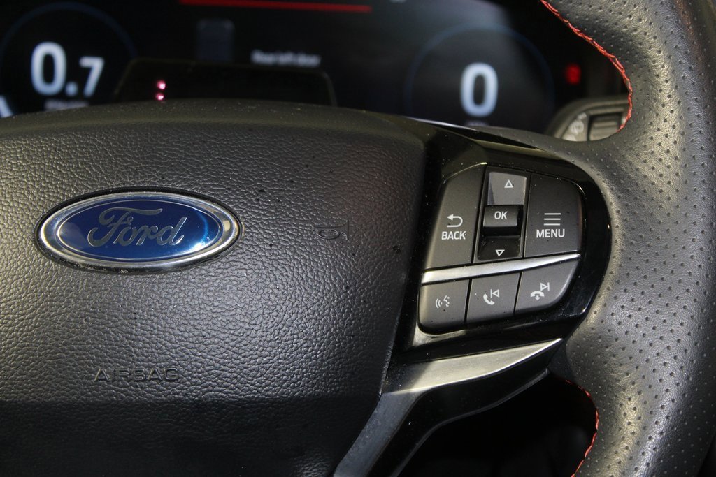 Certified 2025 Ford Explorer ST-Line w/ ST-Line Street Pack image 18