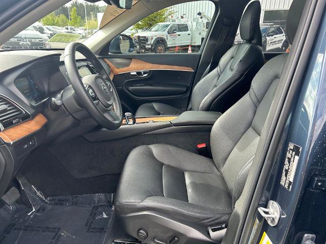 Used 2024 Volvo XC90 T8 Plus w/ Protection Package Premier AWD/4WD image 5