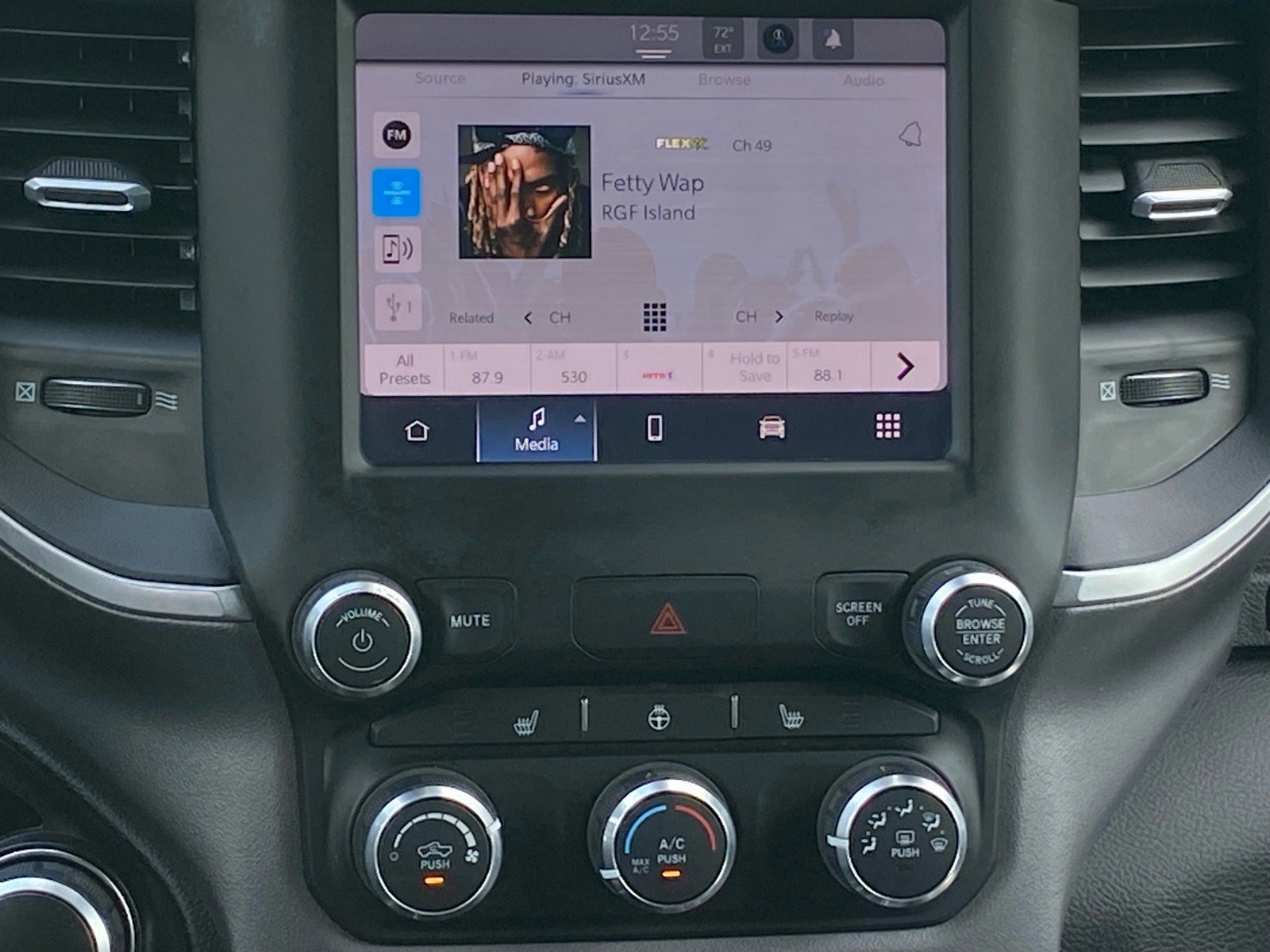 Used 2023 RAM 1500 Big Horn AWD/4WD image 12