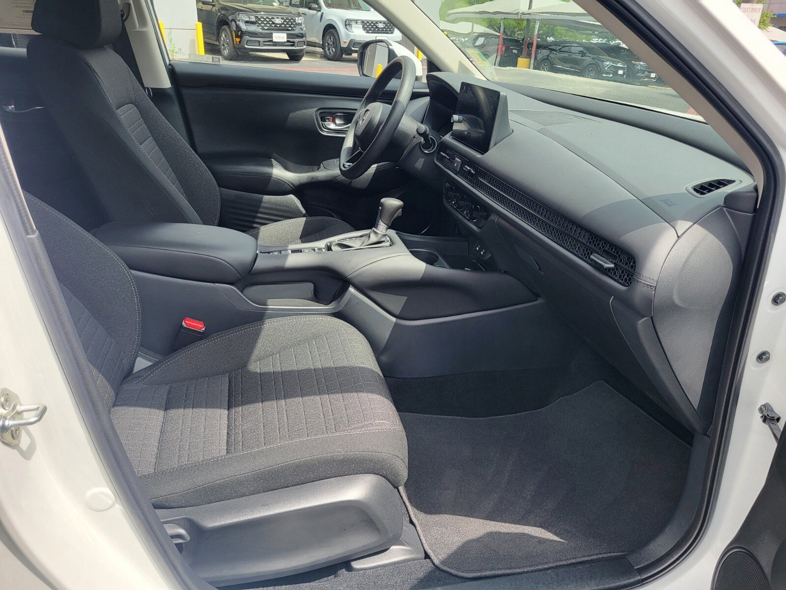 Used 2026 Honda HR-V LX image 12