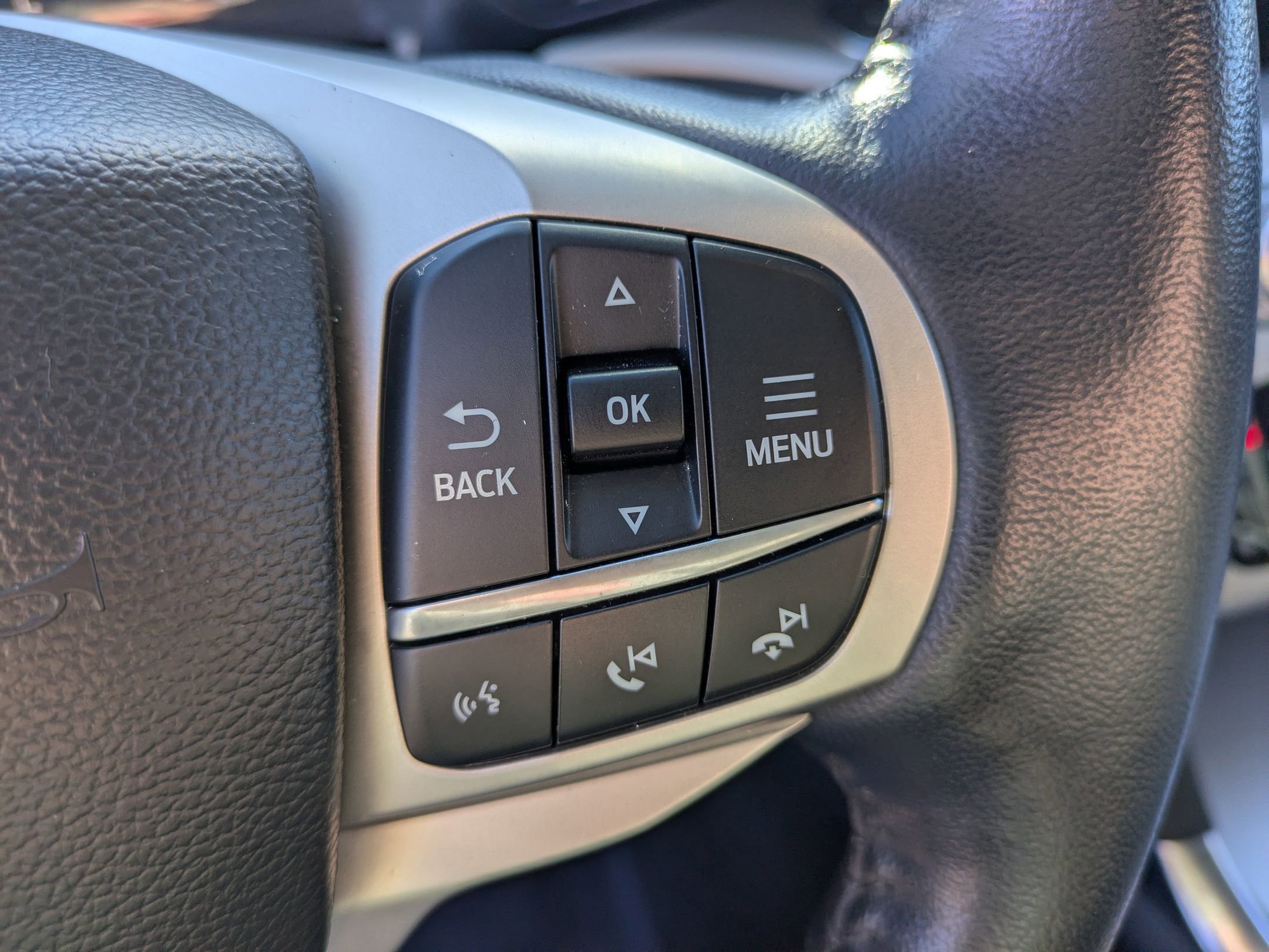 Certified 2023 Ford Explorer XLT w/ Equipment Group 202A image 17