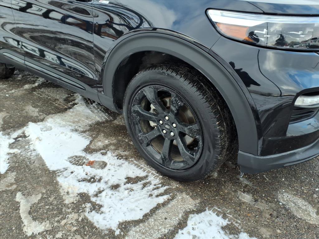 Certified 2023 Ford Explorer ST-Line image 5