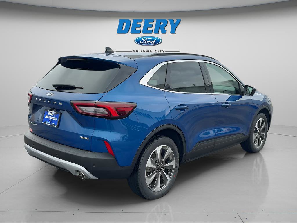 Certified 2023 Ford Escape Platinum AWD/4WD image 9